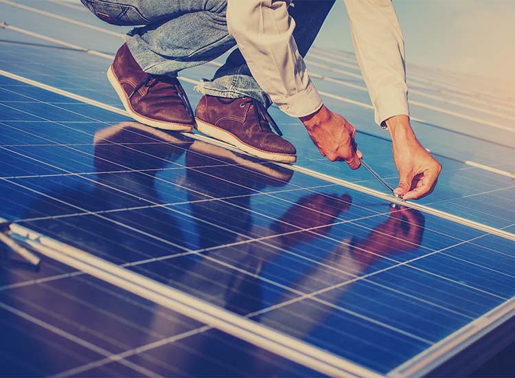Installation panneaux photovoltaïques